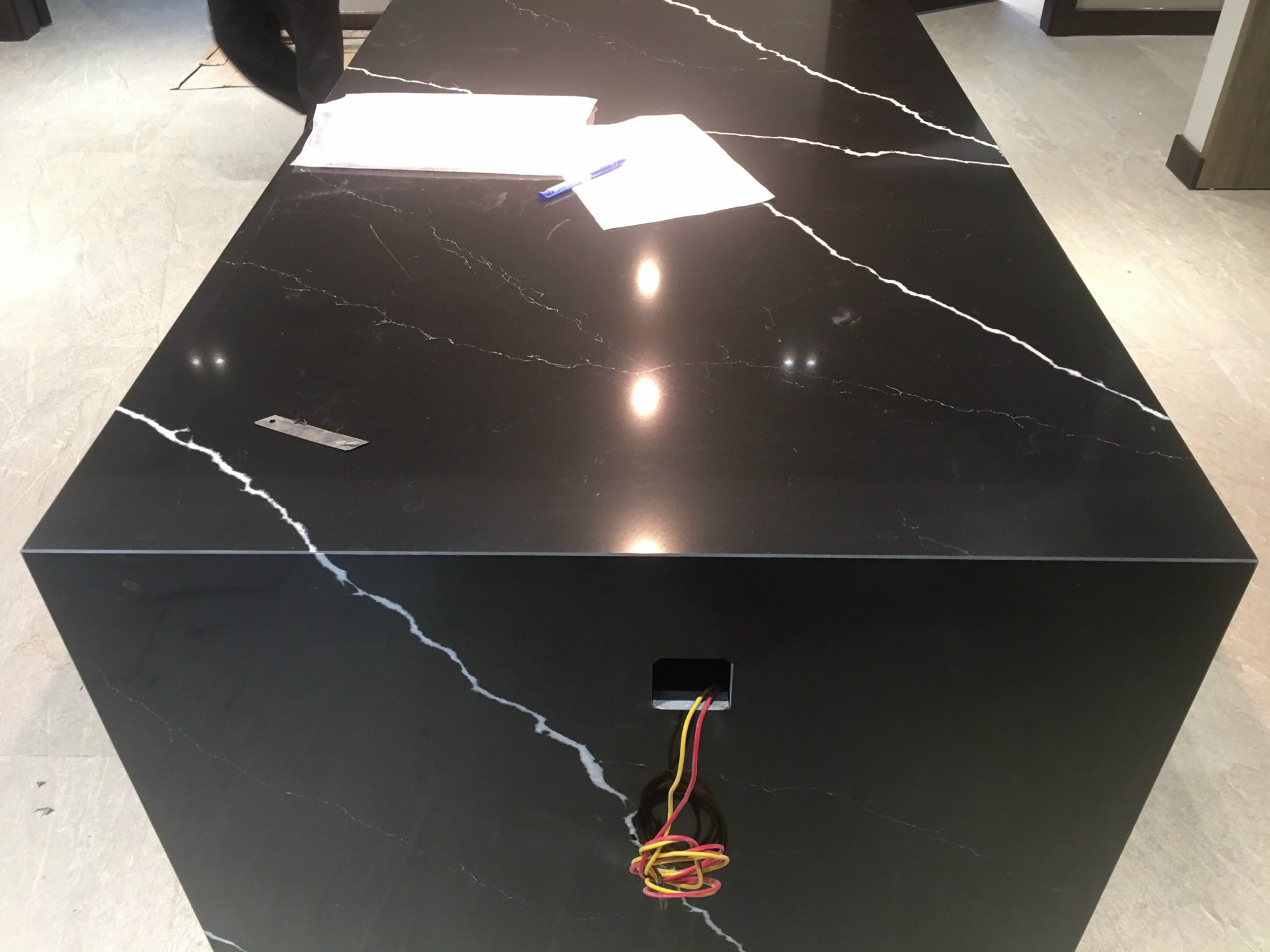 ĐÁ THẠCH ANH CAO CẤP NERO MARQUINA BQ8740 