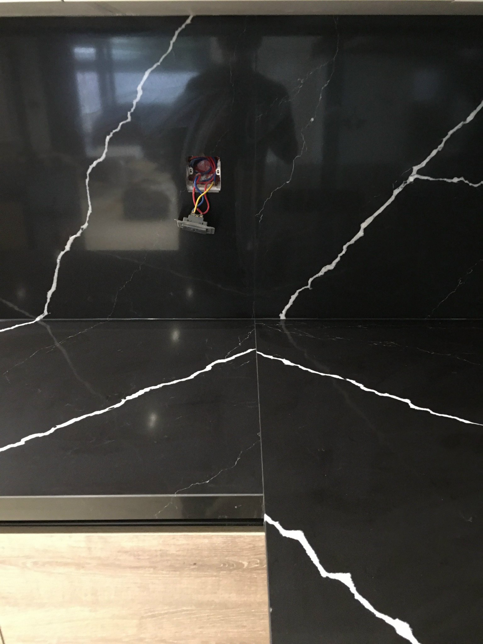 ĐÁ THẠCH ANH CAO CẤP NERO MARQUINA BQ8740 