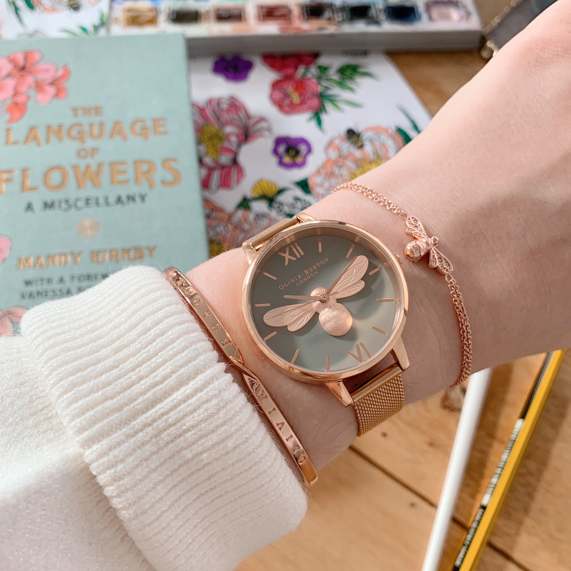 product hover image